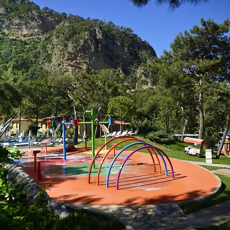 Semesteranläggning (resort) Liberty Lykia 5*